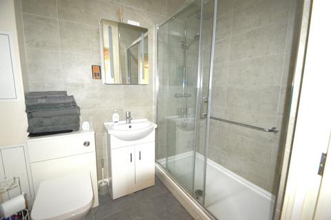 1 bedroom apartment to rent, Aspects Court, Slough, Berkshire, SL1