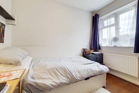 6 High Trees, London, SW2 3PU