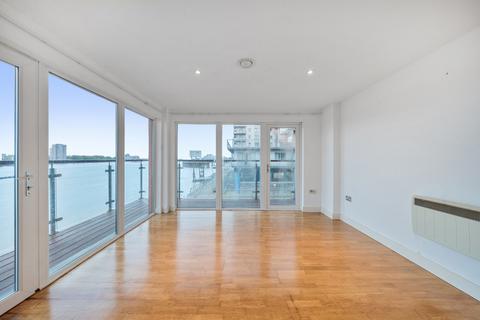 2 bedroom apartment for sale, Mast Quay, London