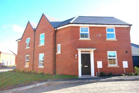 4 bedroom private hall to rent, 17 Sunningdale, Durham