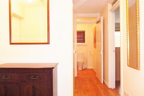 1 bedroom apartment to rent, Tithe Barn Close, Kingston upon Thames, Surrey