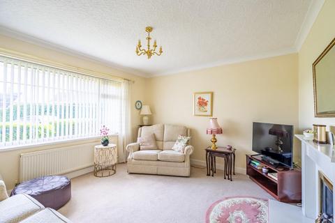 2 bedroom detached bungalow for sale, Cherry Garth, York