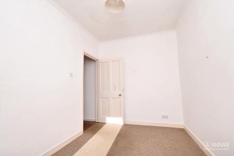 11/4 Restalrig Circus, Edinburgh, EH7 6HL