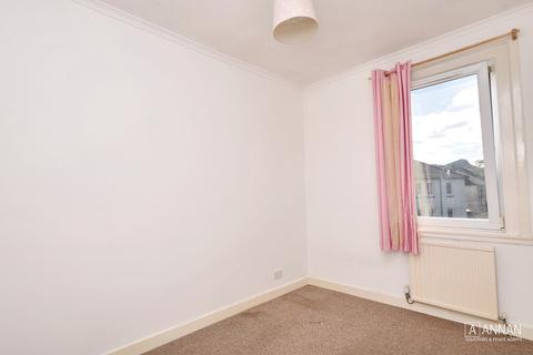 11/4 Restalrig Circus, Edinburgh, EH7 6HL