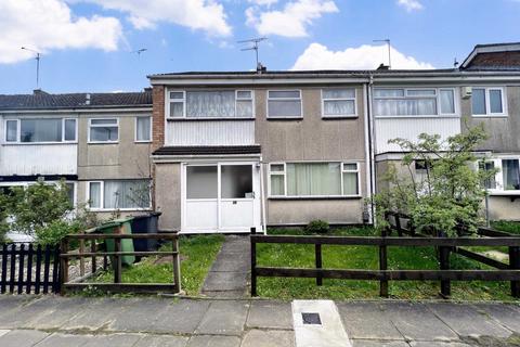 4 bedroom terraced house for sale, Flint Close, Luton LU3