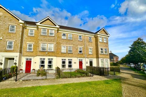 5 bedroom townhouse for sale, Earl of Chester Drive, DEEPCUT GU16