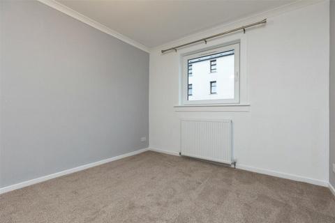 2 bedroom flat to rent, Kinghorne Court, Hilltown, Dundee, DD3