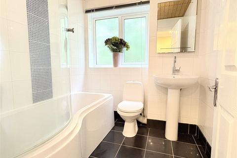 19 Ann Square, Oldham, OL4 2HP