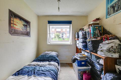 3 Latham Close, Biggin Hill, Westerham, TN16 3XD