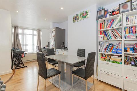 129 Green Walk, Crayford, Dartford, DA1 4JU