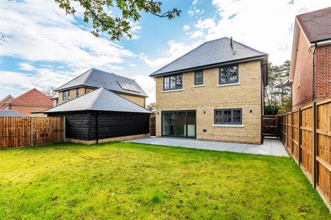 4 bedroom detached house for sale, FIELD WAY, SEND, WOKING GU23