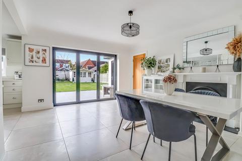 110 Burlescoombe Road, Southend-on-sea, SS1 3PS