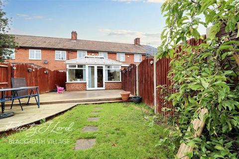 3 bedroom terraced house to rent, Charlton Park Lane, SE7