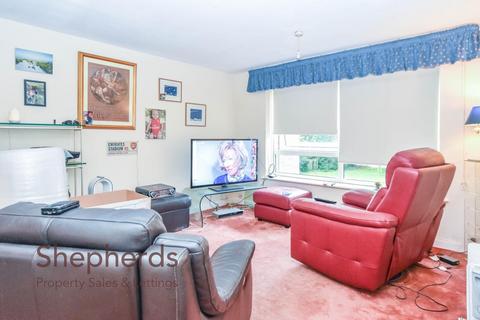 1 bedroom flat for sale, Lampits, HODDESDON EN11