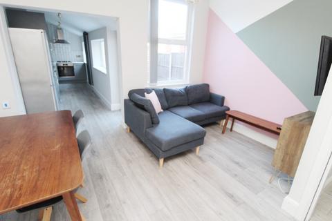 undefined, City Road, Nottingham NG7
