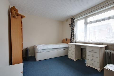 54 Hillson Drive, Fareham, PO15 6PE