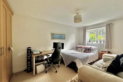 2 Ambrose Corner, Lymington, SO41 8QJ