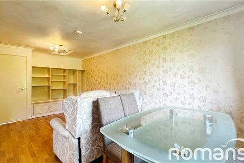 1 bedroom apartment for sale, Newcombe Rise, Yiewsley, West Drayton