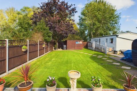 undefined, Semi-Detached House with Detached Bungalow