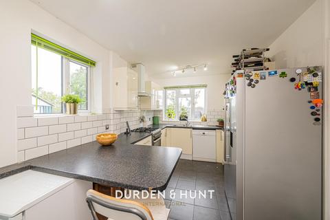 3 bedroom semi-detached house for sale, Boardman Avenue, Chingford, E4