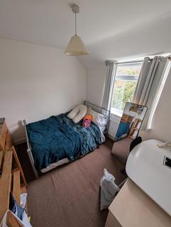 3 bedroom private hall to rent, Percy Square, Durham