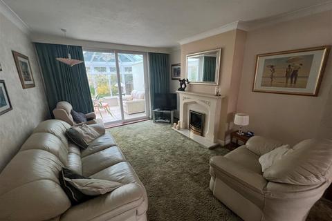 73 Cropthorne Road, Shirley, Solihull, B90 3JW