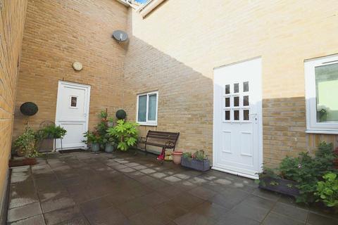 2 bedroom apartment for sale, Wood Avens Way, Wymondham, Norfolk, NR18