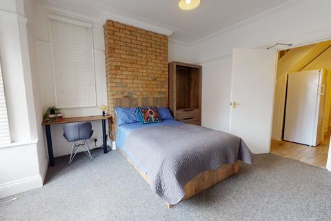 6 bedroom house to rent, Frederick Street, LE11 LE11