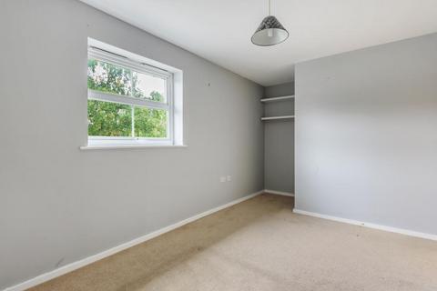 2 bedroom maisonette for sale, Aylesbury,  Buckinghamshire,  HP22