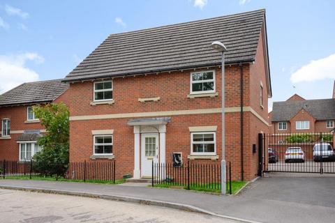 2 bedroom maisonette for sale, Aylesbury,  Buckinghamshire,  HP22