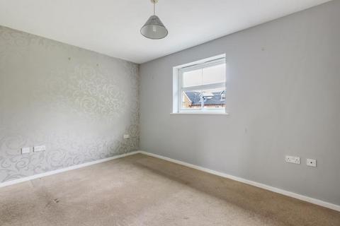 2 bedroom maisonette for sale, Aylesbury,  Buckinghamshire,  HP22