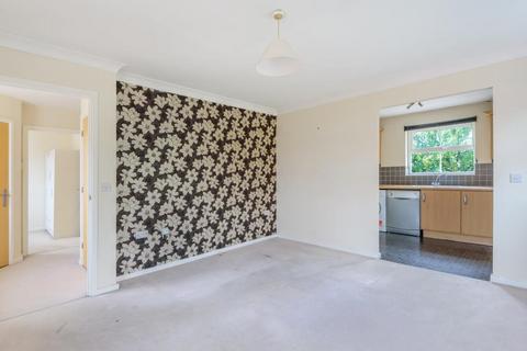 2 bedroom maisonette for sale, Aylesbury,  Buckinghamshire,  HP22