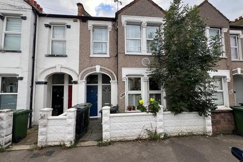 2 bedroom flat to rent, Burford Road, Catford, SE6