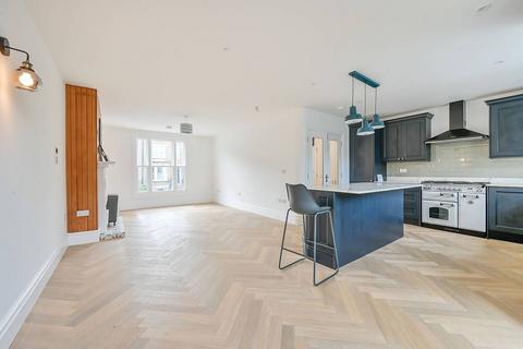 3 bedroom maisonette for sale, The Grove, Ealing Broadway, London, W5