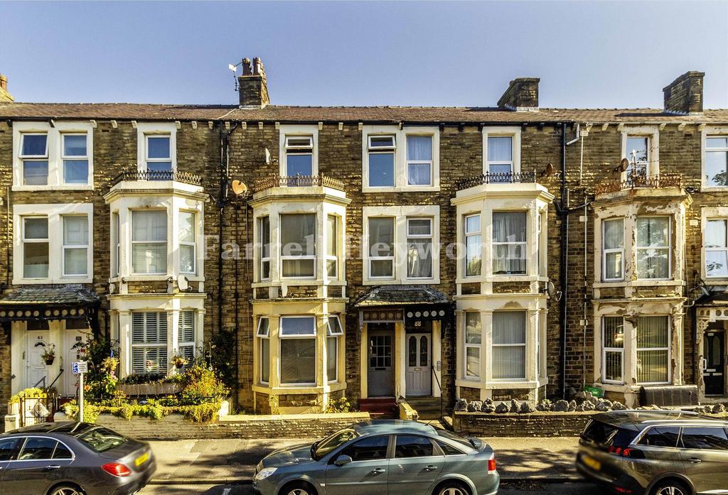 Albert Road, Morecambe LA4 7 bed house for sale £130,000