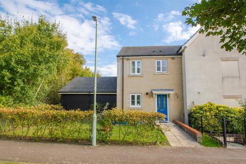 3 bedroom semi-detached house for sale, Green Road, Haverhill CB9