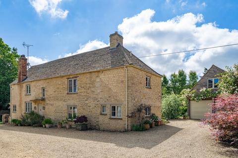 undefined, Somerford Keynes, Cirencester, Gloucestershire, GL7