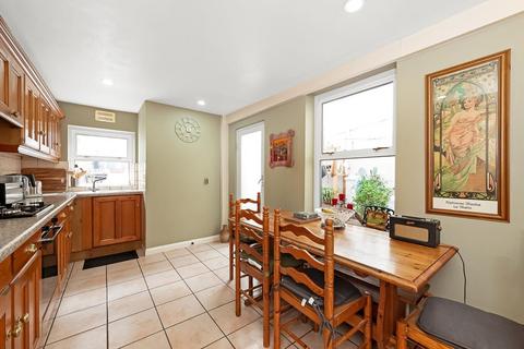 3 bedroom end of terrace house for sale, Mayall Road, Herne Hill