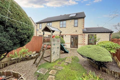 3 bedroom semi-detached house for sale, Mackintosh Court, Gilesgate, Durham, Durham, DH1 1PY