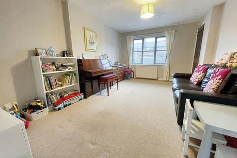 3 bedroom semi-detached house for sale, Mackintosh Court, Gilesgate, Durham, Durham, DH1 1PY