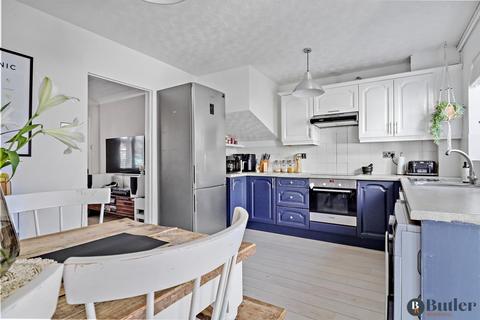 12 Berkeley Close, Biggleswade, SG18 8SY