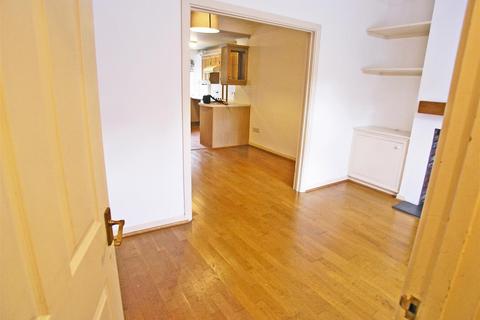 8 Bridge Street, Llandaff, Cardiff, CF5 2EL