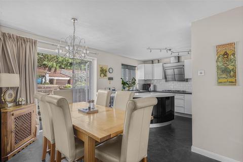 5 bedroom detached house for sale, Beresford Road, Newhaven