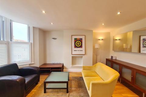 2 bedroom flat to rent, Maplestead Road, London SW2