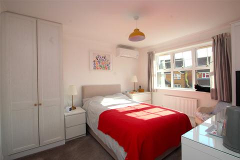 22 Tutor Close, Hamble, Southampton, SO31 4RU