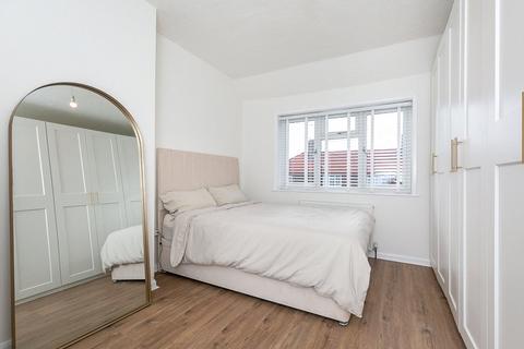 3 bedroom end of terrace house for sale, Valeswood Road, BROMLEY, Kent, BR1