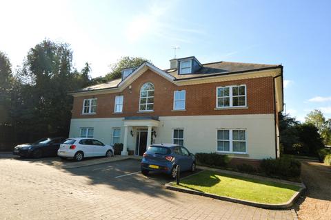 1 bedroom apartment for sale, Cedar Court, Bagshot