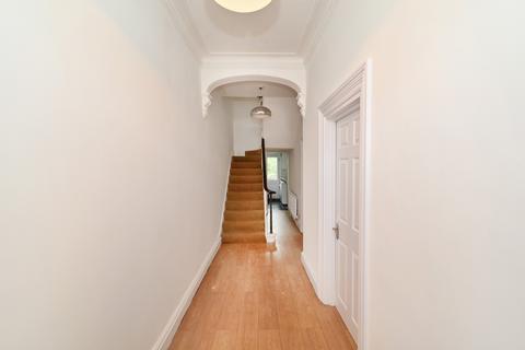 16 Campbell Road, London, E3 4DT