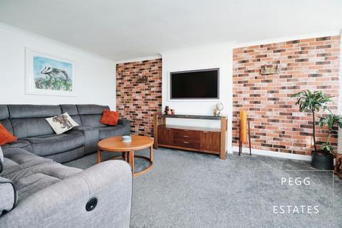 2 bedroom flat for sale, St. Lukes Road South, Torquay TQ2