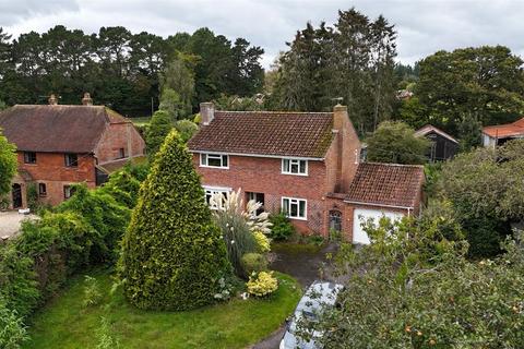 3 bedroom detached house for sale, Glebe Lane, Landford, Salisbury, Wiltshire, SP5